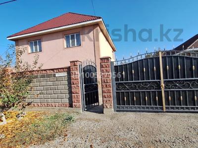 Жеке үй · 4 бөлме · 200 м² · 8 сот., Жанадаур, Мақатаев 20 А — Ауыл орталығында орналасқан, бағасы: 300 000 ₸ в Алатау