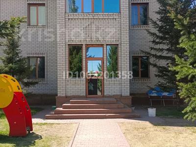 Дом · 5 комнат · 200 м², Майдаконыр 50 — Абылайхана-Бурабай за 70 000 〒 в Астане, Алматы р-н