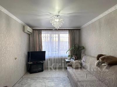 2-комнатная квартира · 54.5 м² · 1/5 этаж, мкр 8, Абилкайыр за 15.7 млн 〒 в Актобе