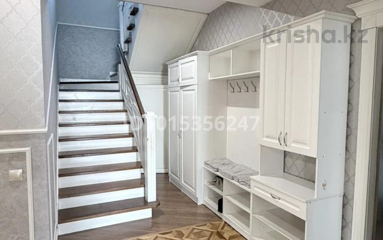 5-комнатная квартира · 200 м² · 1/2 этаж, мкр Шубар, Кабанбай батыра — Желтые дома вдоль Кабанбая, где Макдоналдс. Наш дом напротив Цирка за 120 млн ₸ в Астане, Есильский р-н — фото 3
