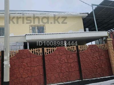 Жеке үй · 8 бөлме · 260 м² · 6 жүзд., Жандосова 60, бағасы: 45 млн ₸ в Таразе