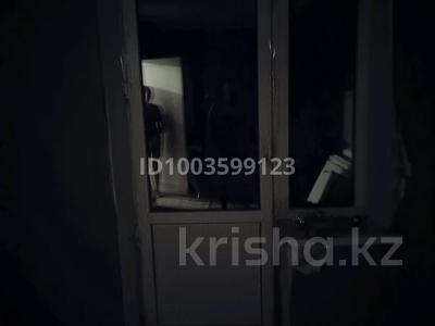 2-комнатная квартира · 42 м² · 5/5 этаж, Шульбинск 15 за 1.5 млн 〒 в Семее