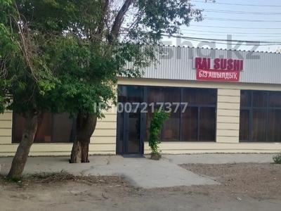 Офисы, магазины и бутики, общепит, салоны красоты, фитнес и спорт, образование, развлечения, конференц-залы, кабинеты и рабочие места, студии · 140 м² за 700 000 〒 в Сатпаев