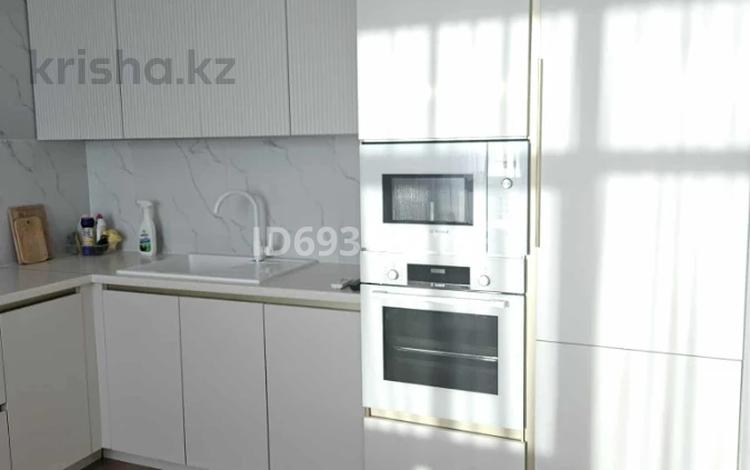 2-комнатная квартира · 90 м² · 6/8 этаж, 18А мкр 3 за 360 000 〒 в Актау — фото 24