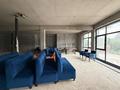 4-комнатная квартира · 220 м² · 1/3 этаж, Жамакаева 252 — Большая терраса за 240 млн ₸ в Алматы, Медеуский р-н — фото 3