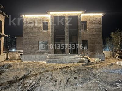 Отдельный дом · 4 комнаты · 255 м² · 8.5 сот., Бокейхана 310 — Маяковского за 139 млн ₸ в Павлодаре