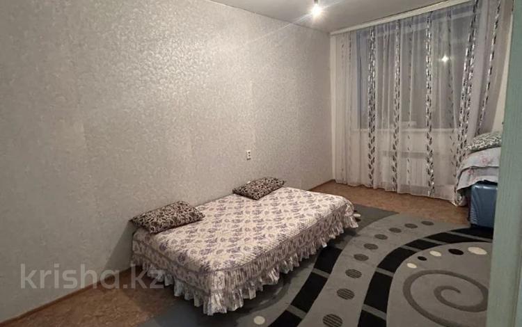 1-комнатная квартира, 31 м², 1/3 этаж, Шарипова 2 за 10.6 млн 〒 в Усть-Каменогорске — фото 3