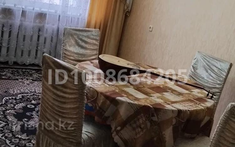 3-комнатная квартира · 62 м² · 4/5 этаж, Кердері көшесі 141 за 22 млн ₸ в Уральске, мкр Школьник — фото 2