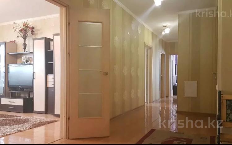 4-комнатная квартира · 137 м² · 10/15 этаж, Абая 11/1 за 420 000 ₸ в Астане, Сарыарка р-н — фото 2
