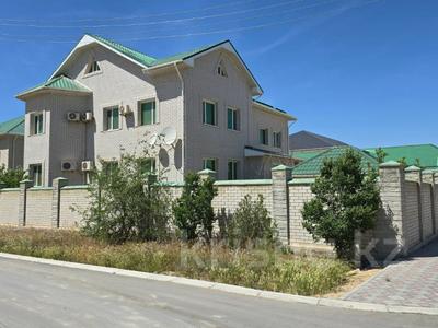 Отдельный дом · 10 комнат · 450 м² · 10 сот., мкр &quot;Шыгыс 2&quot; 61 за 160 млн 〒 в Актау, мкр "Шыгыс 2"