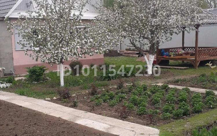 Дача · 2 комнаты · 55 м² · 8 сот., Автомобилист 3А за 10 млн ₸ в Уральске — фото 2