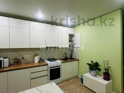 2-бөлмелі пәтер · 70 м² · 7/7 қабат, Касыма Шарипова 206/9, бағасы: 280 000 ₸ в Алматы, Алатауский р-н