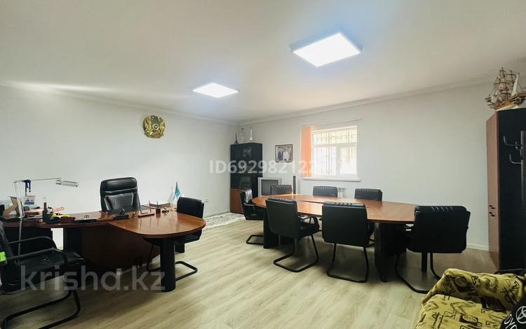 Еркін, кеңселер · 70 м², бағасы: 300 000 ₸ в  — фото 2