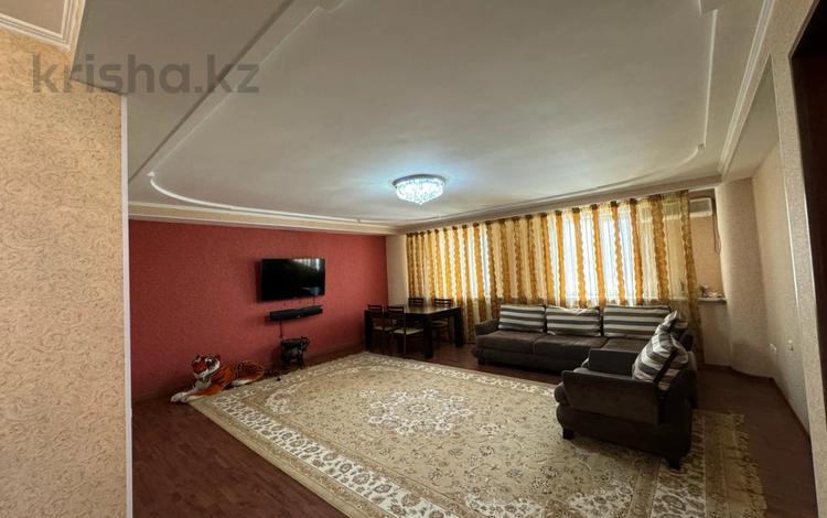 3-комнатная квартира, 95 м², 2/12 этаж, Тауке хан — имран за 33 млн 〒 в Шымкенте, Аль-Фарабийский р-н — фото 2