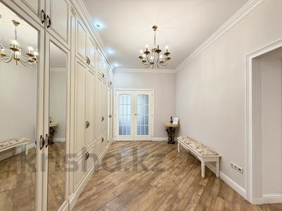4-комнатная квартира · 181.7 м² · 6/7 этаж, Сауран 18 за 172 млн ₸ в Астане, Есильский р-н