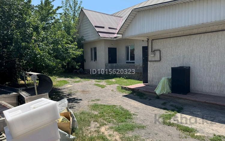 Жеке үй · 3 бөлме · 80 м² · 8 жүзд., М.Маметова 53, бағасы: 250 000 ₸ в Туздыбастау (Калинино) — фото 2