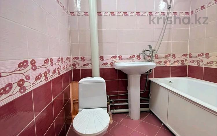 1-комнатная квартира · 36 м² · 5/5 этаж, Проспект Сатпаева 30 — КШТ за 12.9 млн ₸ в Усть-Каменогорске — фото 2