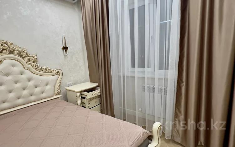 2-комнатная квартира · 80 м² · 5/12 этаж, Азаттык 72-а за 450 000 ₸ в Атырау — фото 7