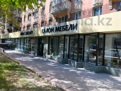 Еркін, кеңселер, дүкендер мен бутиктер, қоймалар, сұлулық салондары, білім орталықтары, ойын-сауық, конференц-залдар, кабинеттер және жұмыс орындары, студиялар · 750 м², бағасы: 5.2 млн ₸ в Алматы, Алмалинский р-н