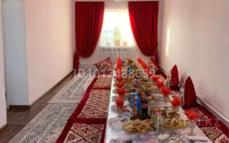 Жеке үй · 4 бөлме · 100 м² · 10 сот., мкр Аулие-Ата, Балқарағай 87 — Кирова базары жақта, массив Қайнардың қасы, бағасы: 21 млн ₸ в Таразе — фото 2