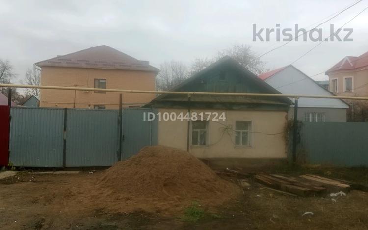 Үйдің бір бөлігі · 3 бөлме · 100 м² · 3 сот., Скоробогатова 25 — Ихсанова, бағасы: 13 млн ₸ в Уральске, мкр Школьник — фото 4