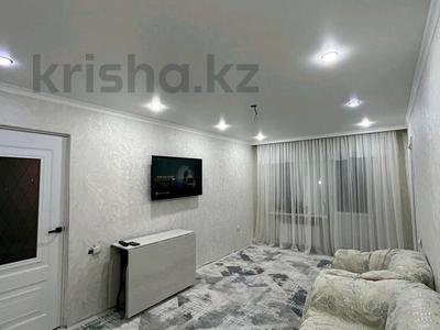 2-комнатная квартира, 42 м², 3/5 этаж, Самал за 14.5 млн 〒 в Талдыкоргане, мкр Самал