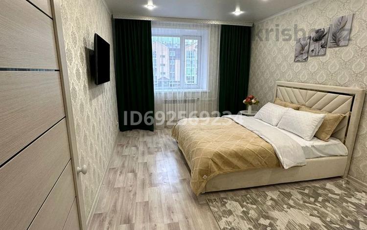 1-комнатная квартира · 45 м² · 2/5 этаж, М.Абылкасимова — Пересечение М.Габдуллина М.Аэзова за 13 000 〒 в Кокшетау — фото 3