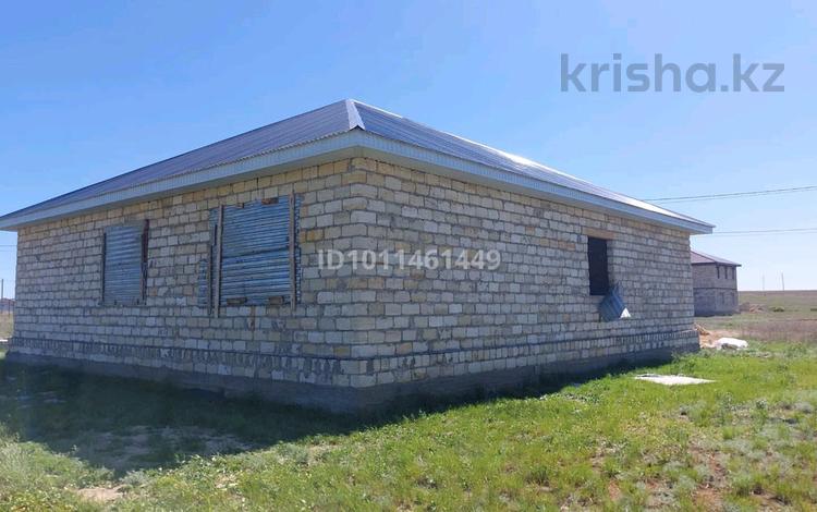 Отдельный дом · 4 комнаты · 210 м² · 10 сот., Бауырластар-5 1232 за 10.5 млн ₸ в Актобе, жилой массив Бауырластар-5 — фото 2