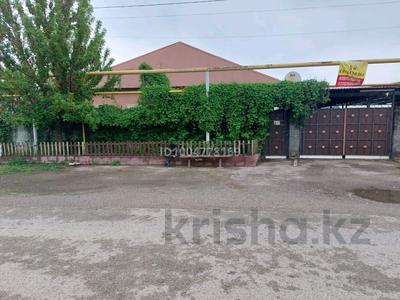 Жеке үй · 4 бөлме · 180 м² · 8 жүзд., Керейхан 15 — Актамберди жырау, бағасы: 30 млн ₸ в Толе би