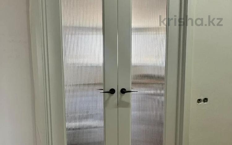 3-бөлмелі пәтер · 88 м² · 10/10 қабат, Алтын орда ш/а., Санкибай батыра, бағасы: 33 млн ₸ в Актобе, мкр. Алтын орда — фото 10