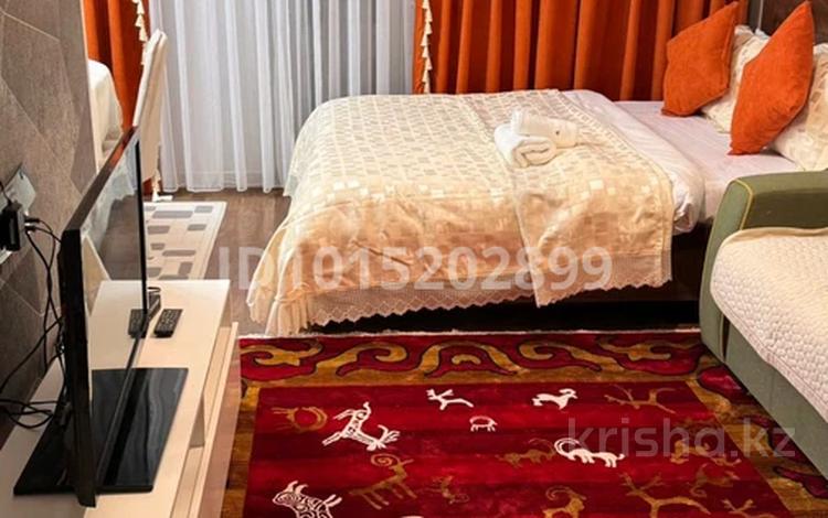 1-бөлмелі пәтер · 33 м² · 3/3 қабат, Аитеке би 40, бағасы: 10 000 ₸ в  — фото 2