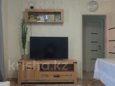 Продажа квартир в Восточно-Казахстанской обл.: 2-комнатная квартира · 43.4 м² · 1/9 этаж, Ауэзова 41 — Эту квартиру можно купить в ипотеку по ставке от 5,5% за 20.5 млн 〒 2-комнатная квартира · 43.4 м² · 1/9 этаж, Ауэзова 41 — Эту квартиру можно купить в ипотеку по ставке от 5,5% за 20.5 млн 〒 в Усть-Каменогорске