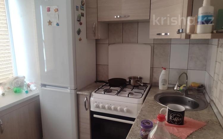 3-комнатная квартира · 58.2 м² · 5/5 этаж, Найманбаева за 19.5 млн 〒 в Семее — фото 2