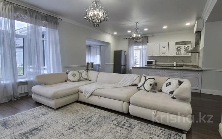 Отдельный дом · 4 комнаты · 170 м² · 7.5 сот., Family Village 22 за 1.8 млн ₸ в Астане — фото 2
