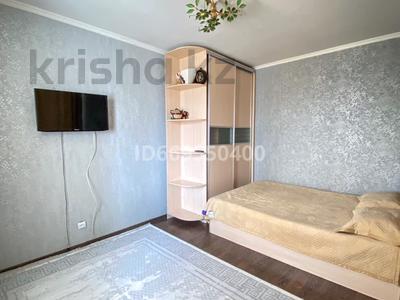 1-комнатная квартира, 35 м², 8 этаж посуточно, Сатпаева 21 за 10 000 〒 в Астане, Алматы р-н