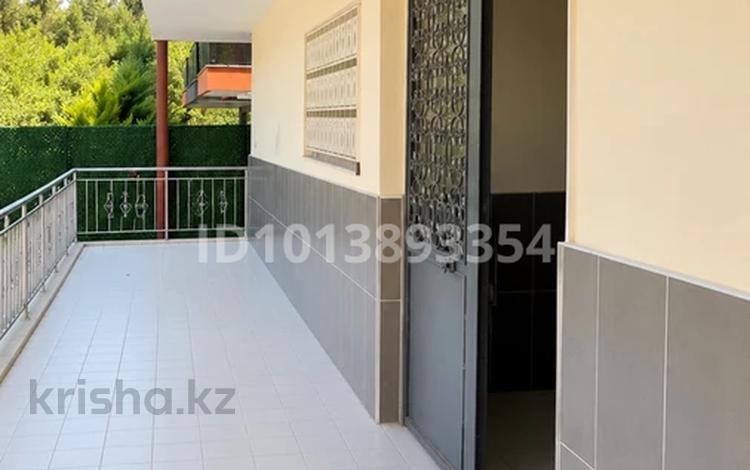 3-комнатная квартира · 120 м² · 5/5 этаж, ул каршияка 1 за 51 млн ₸ в Аланье — фото 2