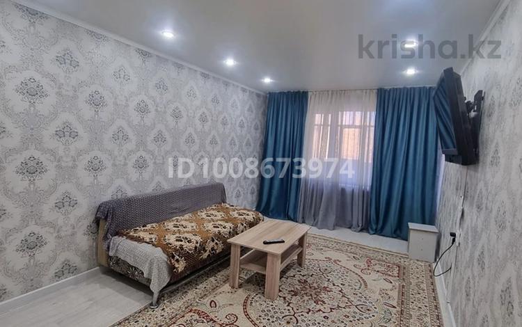 2-бөлмелі пәтер · 65 м² · 2/7 қабат, 11-й мкр 18, бағасы: 1 500 〒 в Актау — фото 2