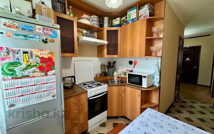 3-комнатная квартира · 63 м² · 4/5 этаж, Валынова 14 за 21 млн ₸ в Костанае — фото 2