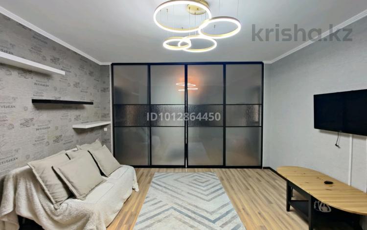 2-комнатная квартира · 61.7 м² · 7/12 этаж, Сауран 3/1 за 38 млн ₸ в Астане, Есильский р-н — фото 2