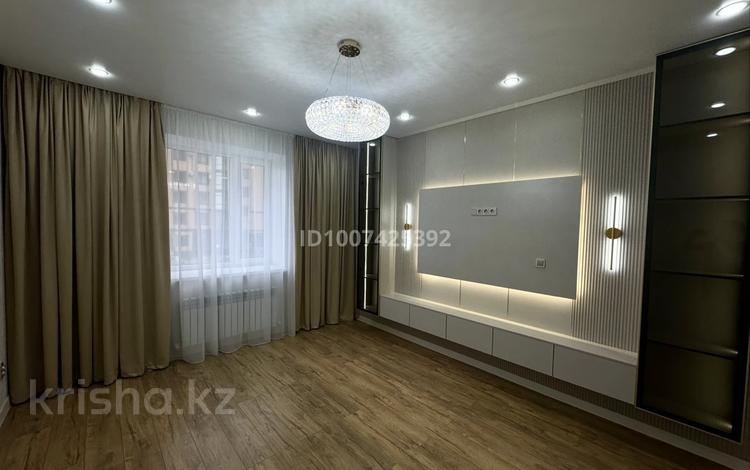 2-комнатная квартира · 76.8 м² · 2/9 этаж, Вокзальная 4/1 за 42.5 млн ₸ в Уральске — фото 20