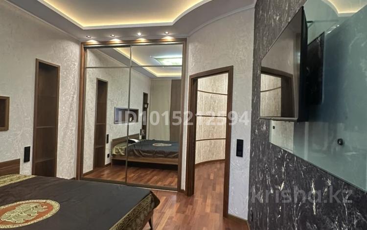 2-бөлмелі пәтер · 68.4 м² · 6/7 қабат, Умбетбаева 73, бағасы: 82 млн ₸ в Алматы, Алмалинский р-н — фото 2