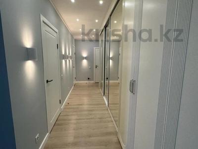 2-комнатная квартира · 55 м² · 10/12 этаж, Егизбаева 3, 5 — Каныша Сатпаева за 57 млн ₸ в Алматы, Бостандыкский р-н