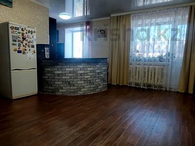 2-комнатная квартира, 47 м², 5/5 этаж, кабанбай батыра 121 за 13 млн 〒 в Усть-Каменогорске