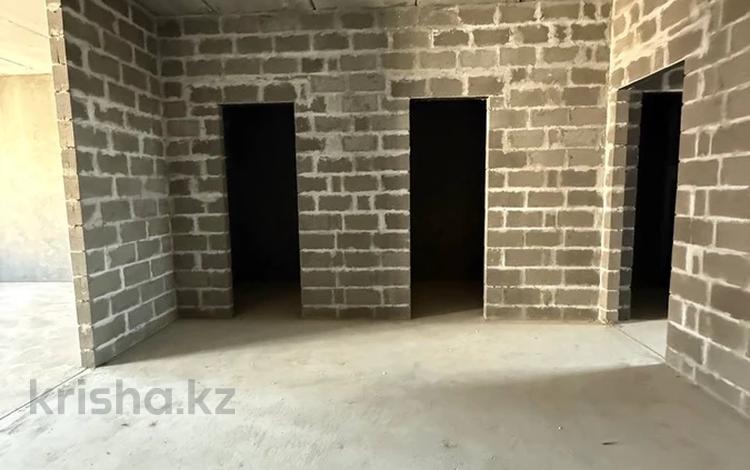4-комнатная квартира · 165 м² · 5/10 этаж, 40-й мкр 1 за 70.9 млн ₸ в Актау — фото 2