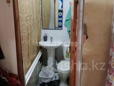 2-бөлмелі пәтер · 38 м² · 2 қабат, Мкр. Салтанат 29Б, бағасы: 8 млн ₸ в Таразе
