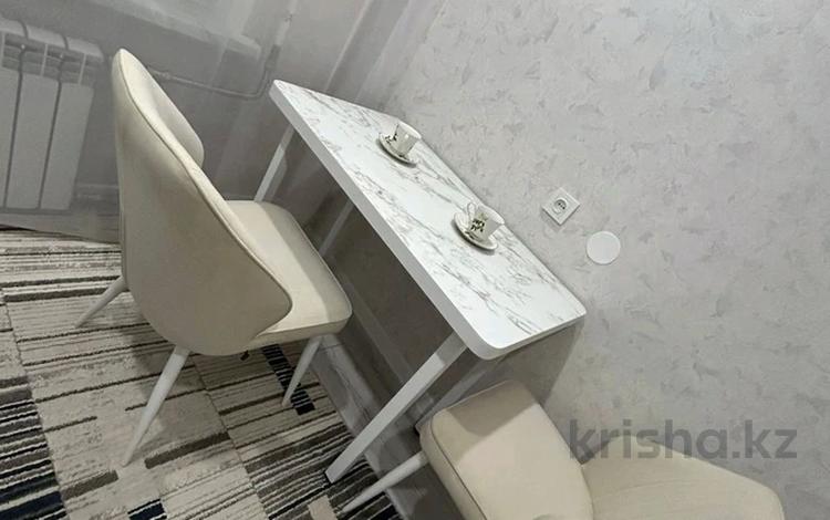 1-комнатная квартира · 40 м², Севастопольская 7 за 15 000 ₸ в Усть-Каменогорске — фото 2