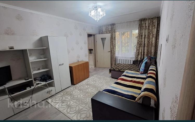 2-комнатная квартира, 46 м², 1/4 этаж помесячно, 2 Мкрн 31 за 120 000 〒 в Талдыкоргане — фото 2