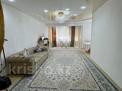 3-комнатная квартира · 110 м² · 8/10 этаж, 27-й мкр, 27-ш/а. 85 за 250 000 ₸ в Актау