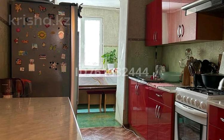 3-бөлмелі пәтер · 72 м² · 2/2 қабат, Асубулак (Гагарина), мкр. Жулдыз 21, бағасы: 13 млн ₸ в Шымкенте, Енбекшинский р-н — фото 2