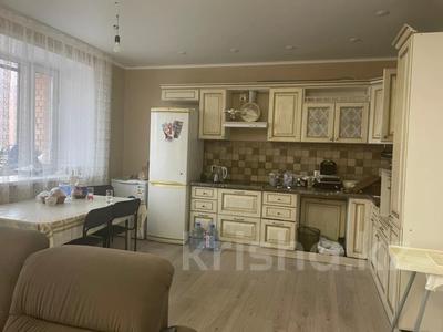 3-бөлмелі пәтер, 70.5 м², 3/9 қабат ай сайын, Жамбыла 44/1, бағасы: 180 000 〒 в Петропавловске